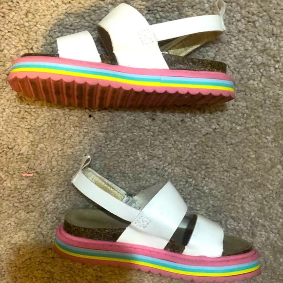 Toddler girl Carter sandal’s - Picture 2 of 6